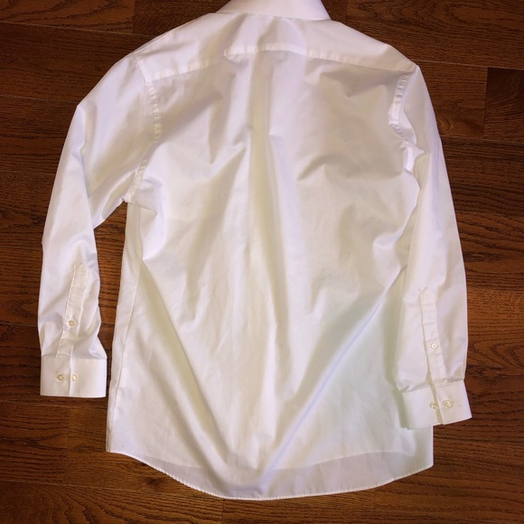 Like New Van Heusen White Button Up - Picture 5 of 5